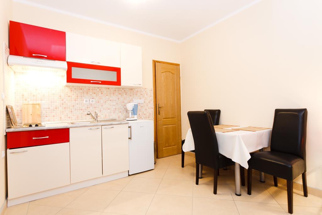 Apartmani Juric Върсар Екстериор снимка